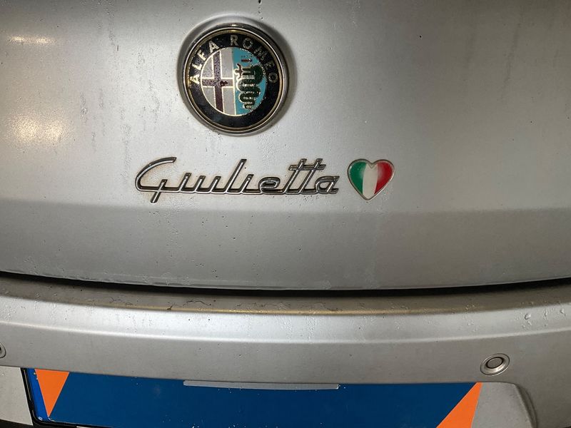 Alfa Romeo Giulietta 1.8 Turbo Quadrifoglio Verde 2012 – снимка 36
