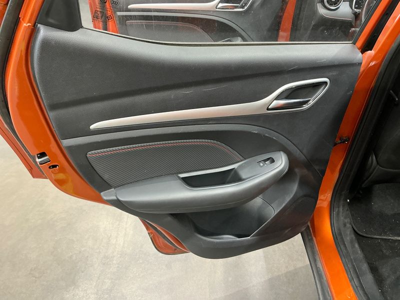 MG ZS 1.5 VTi Comfort 2023 – снимка 32