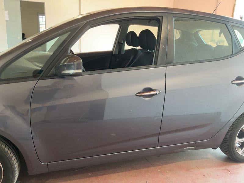 Hyundai ix20 1.4 CRDi Xpossible 2016 – снимка 4