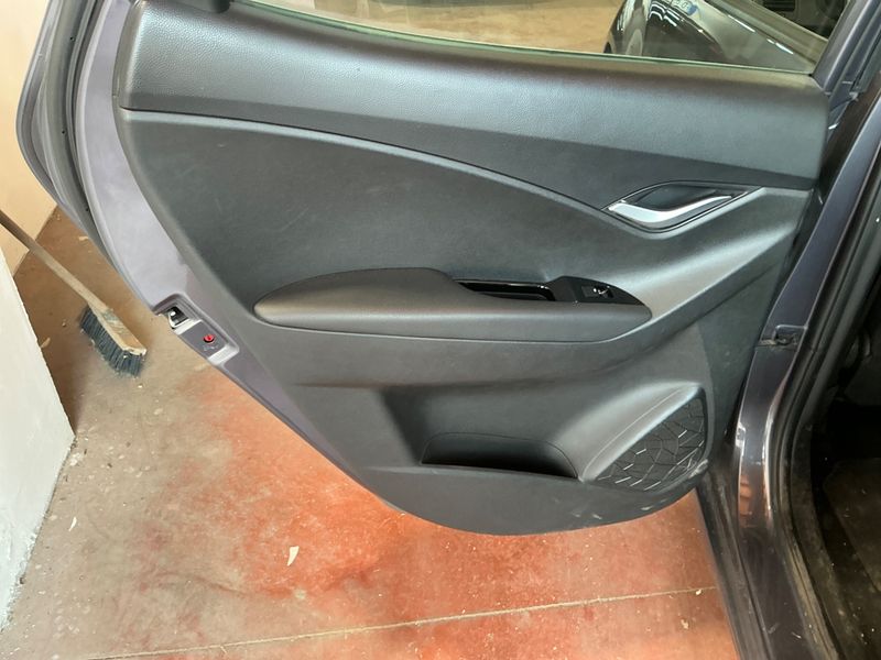 Hyundai ix20 1.4 CRDi Xpossible 2016 – снимка 37