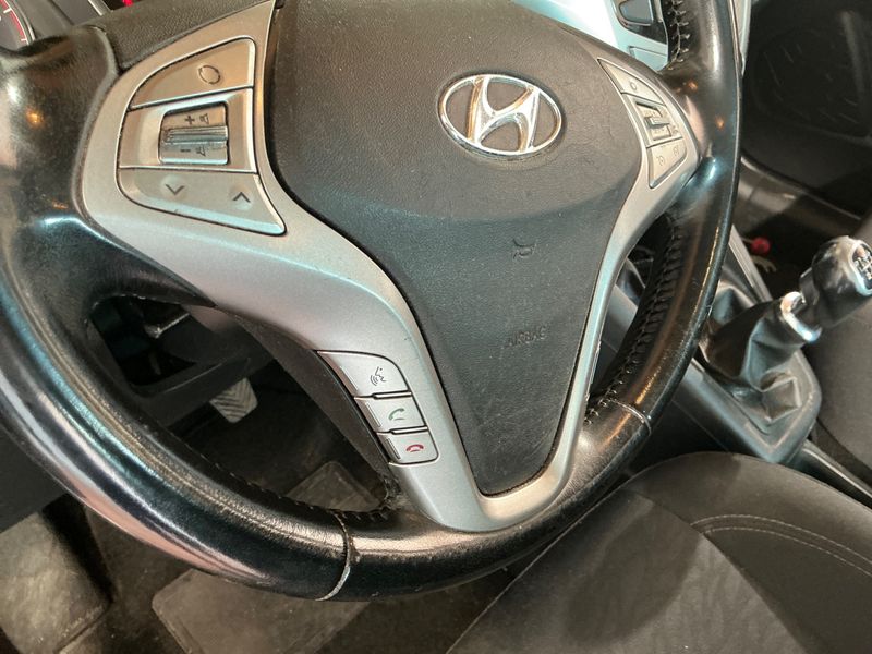 Hyundai ix20 1.4 CRDi Xpossible 2016 – снимка 36