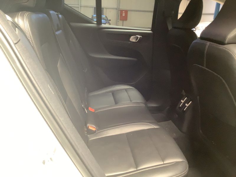 Volvo XC40 1.5 T5 Plug-in Hybrid Inscription 2WD 2020 – снимка 19