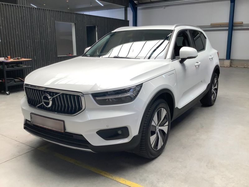 Volvo XC40 1.5 T5 Plug-in Hybrid Inscription 2WD 2020 – снимка 1