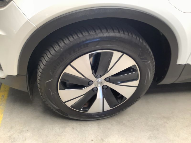 Volvo XC40 1.5 T5 Plug-in Hybrid Inscription 2WD 2020 – снимка 3