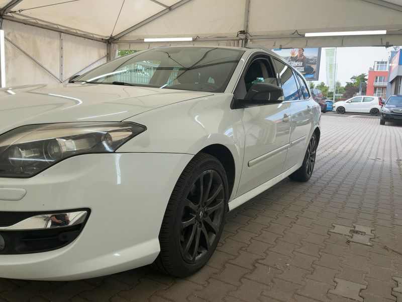 Renault Laguna 2.0 dCi GT 2012 – снимка 2