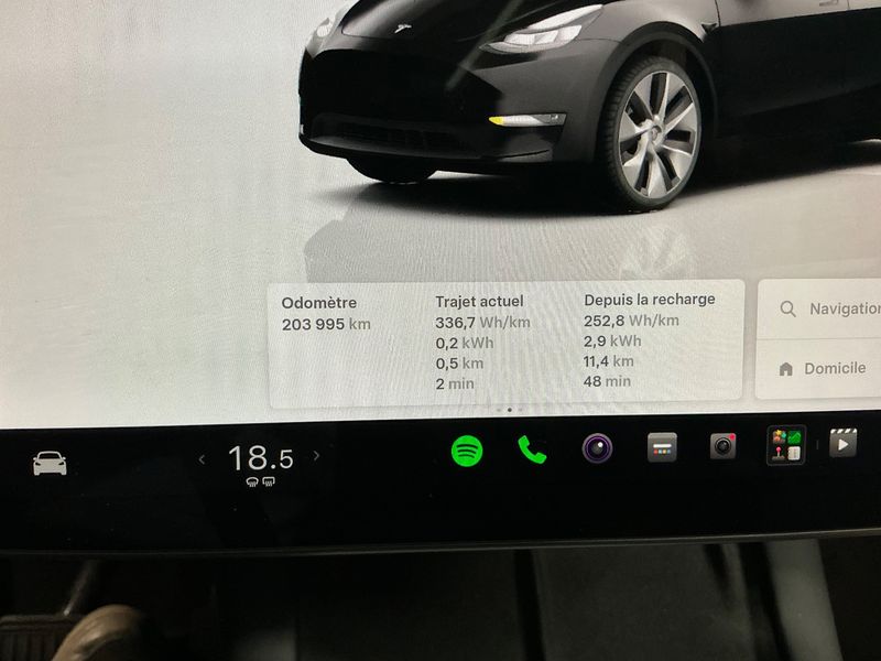 Tesla Model Y Standard Range 2023 – снимка 18