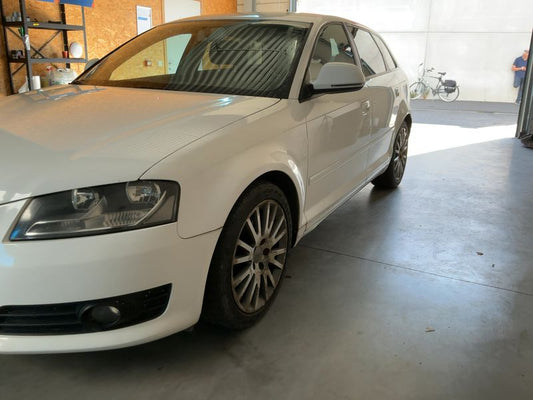 Audi A3 Sportback 1.6 TDI Ambition 2009 – снимка 2