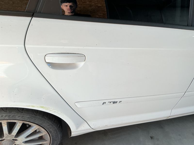 Audi A3 Sportback 1.6 TDI Ambition 2009 – снимка 27