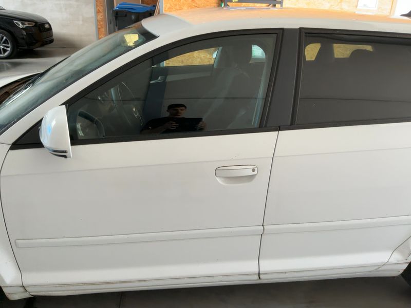 Audi A3 Sportback 1.6 TDI Ambition 2009 – снимка 4