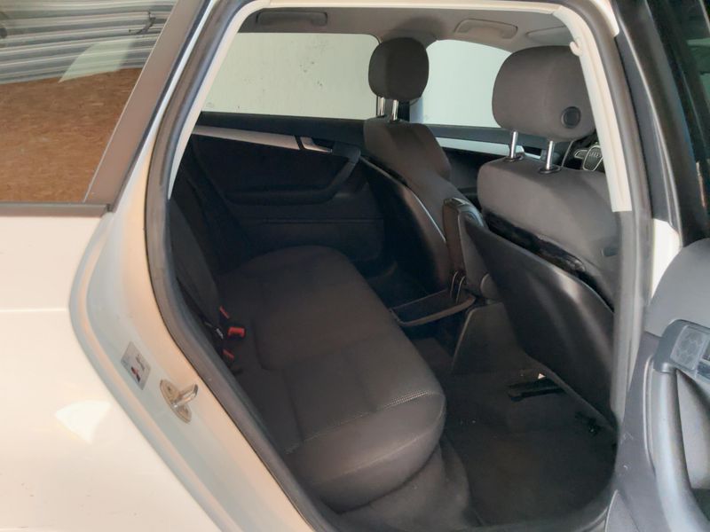 Audi A3 Sportback 1.6 TDI Ambition 2009 – снимка 19