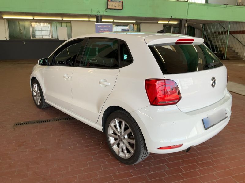 Volkswagen Polo 1.2 TSI Highline BlueMotion Tech 2016 – снимка 6