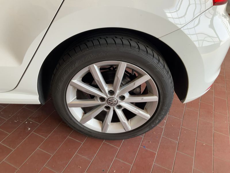 Volkswagen Polo 1.2 TSI Highline BlueMotion Tech 2016 – снимка 5