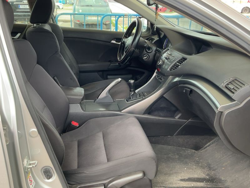 Honda Accord 2.2 DTEC Elegance 2012 – снимка 16