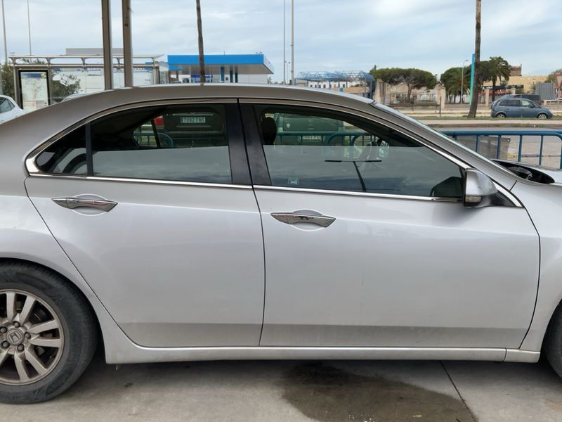 Honda Accord 2.2 DTEC Elegance 2012 – снимка 10