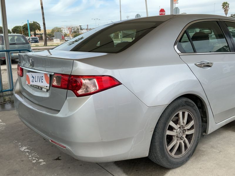Honda Accord 2.2 DTEC Elegance 2012 – снимка 8