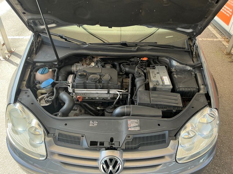Volkswagen Golf V 1.9 TDI Highline 2008 – снимка 41