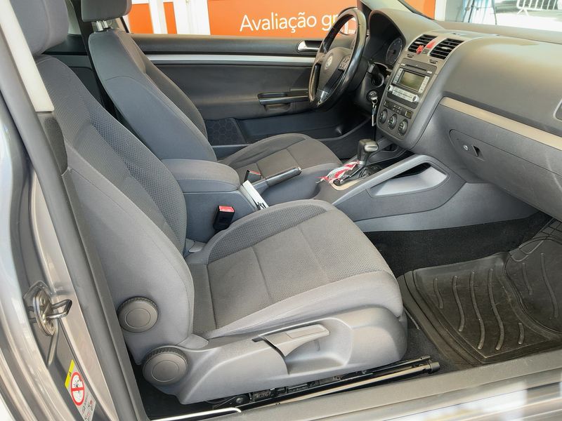 Volkswagen Golf V 1.9 TDI Highline 2008 – снимка 16