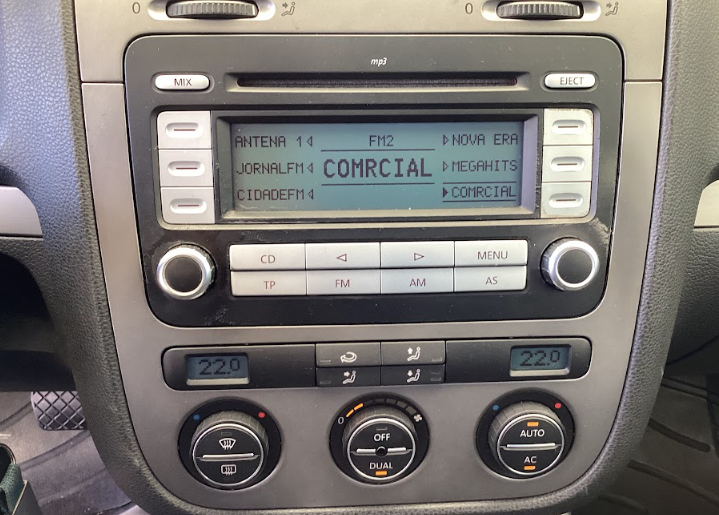 Volkswagen Golf V 1.9 TDI Highline 2008 – снимка 31