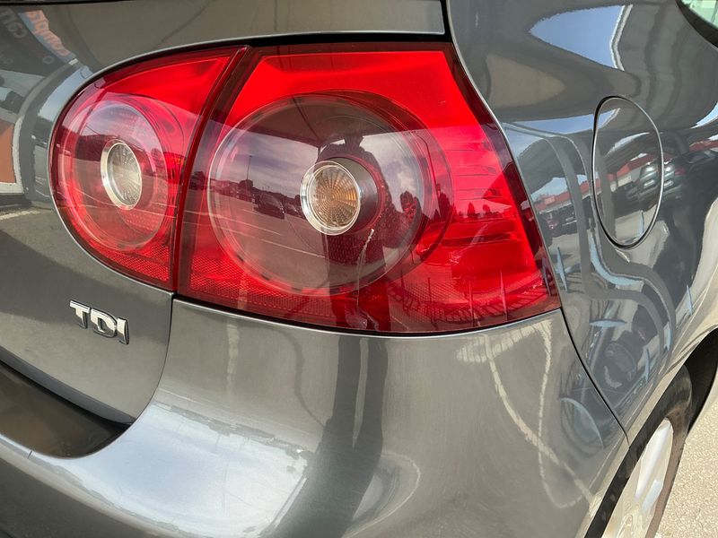 Volkswagen Golf V 1.9 TDI Highline 2008 – снимка 39