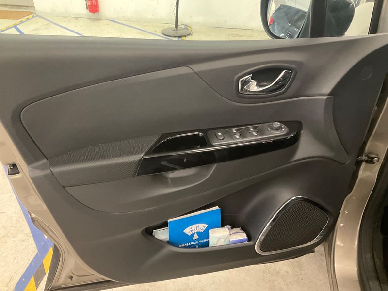 Renault Captur 0.9 Energy Intens 2016 – снимка 26