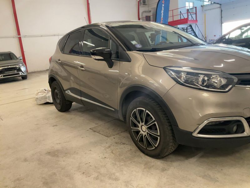 Renault Captur 0.9 Energy Intens 2016 – снимка 12