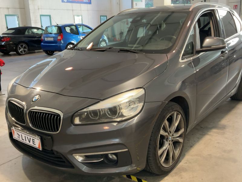 BMW 2er 218d Active Tourer Luxury Line 2015 – снимка 1
