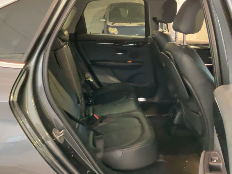 BMW 2er 218d Active Tourer Luxury Line 2015 – снимка 19