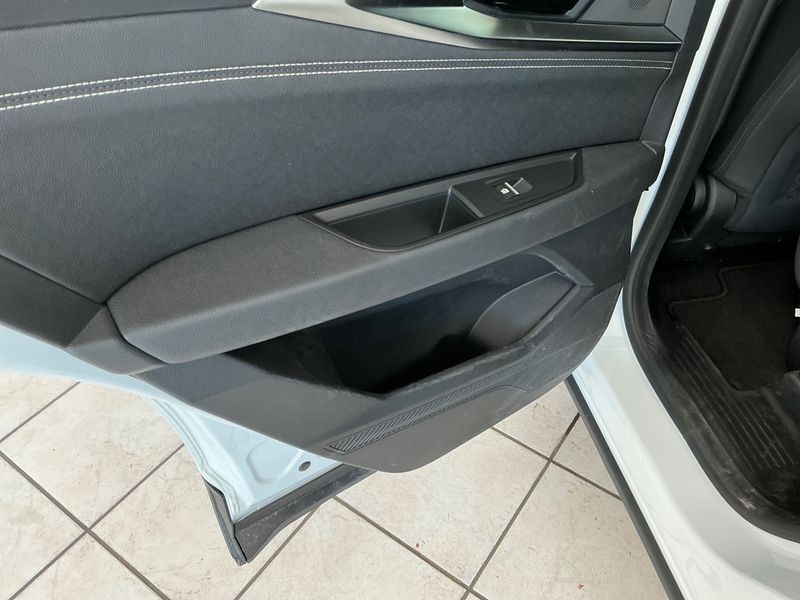 Renault Austral 1.2 Hybrid E-Tech Techno 2024 – снимка 22
