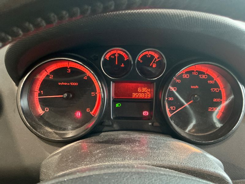 Peugeot 308 1.6 e-HDi Active 2014 – снимка 4