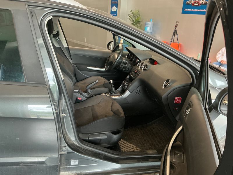 Peugeot 308 1.6 e-HDi Active 2014 – снимка 3