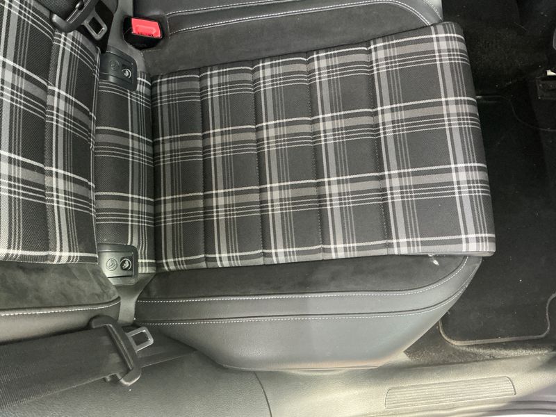 Volkswagen Golf VII 2.0 TDI GTD BlueMotion Tech 2015 – снимка 24
