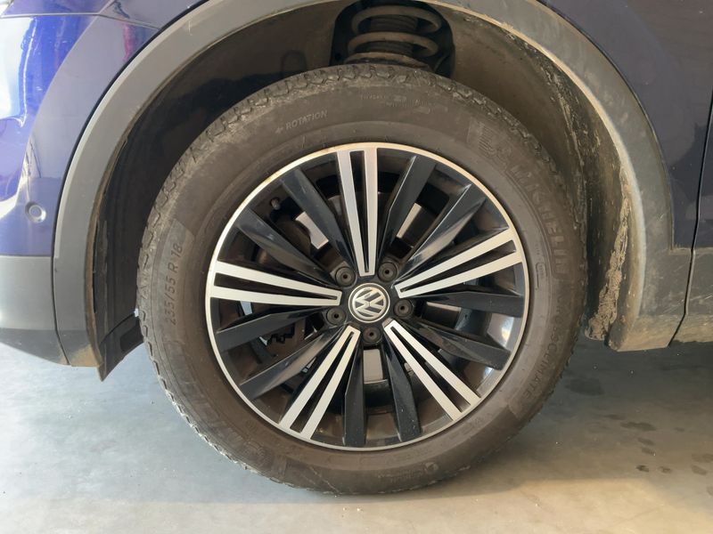 Volkswagen Tiguan 2.0 TDI Carat 4Motion BlueMotion Tech 2019 – снимка 3
