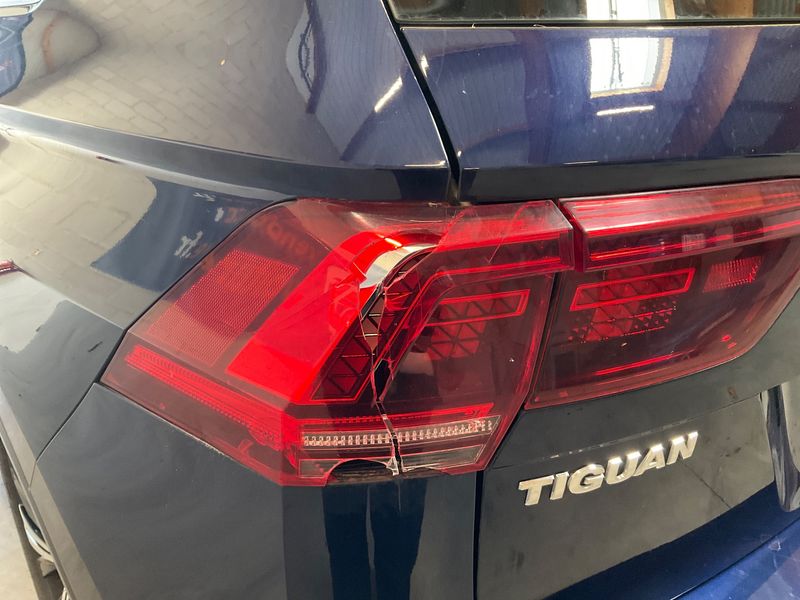 Volkswagen Tiguan 2.0 TDI Carat 4Motion BlueMotion Tech 2019 – снимка 29
