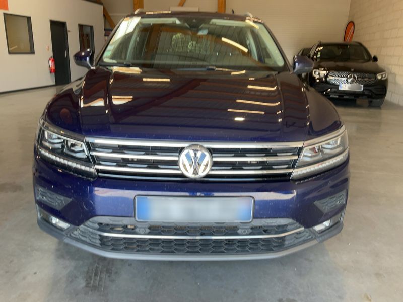 Volkswagen Tiguan 2.0 TDI Carat 4Motion BlueMotion Tech 2019 – снимка 14