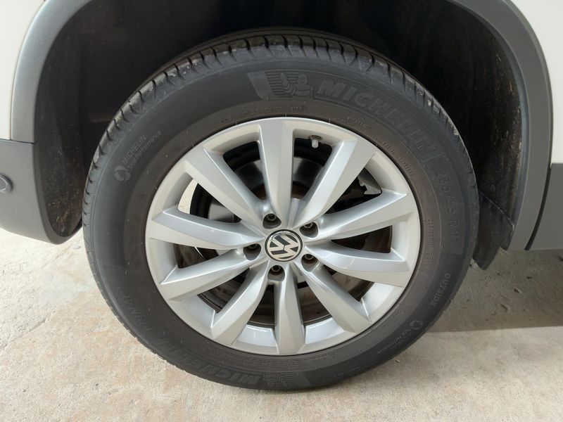 Volkswagen Tiguan 2.0 TDI Sport & Style 4Motion BlueMotion Tech 2012 – снимка 9