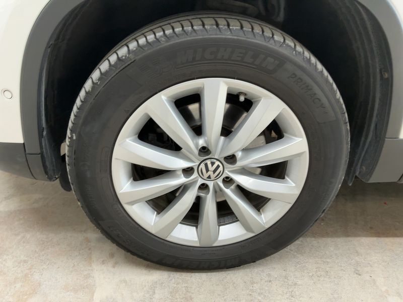 Volkswagen Tiguan 2.0 TDI Sport & Style 4Motion BlueMotion Tech 2012 – снимка 3