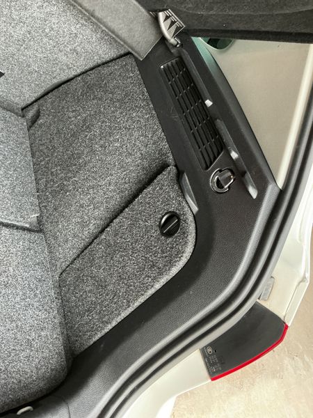 Volkswagen Tiguan 2.0 TDI Sport & Style 4Motion BlueMotion Tech 2012 – снимка на щета 31