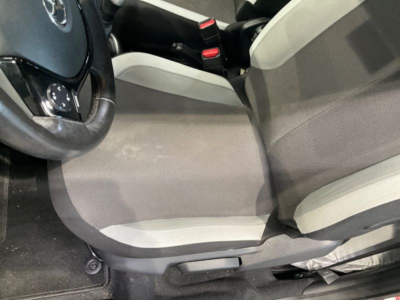 Toyota Aygo 1.0 X-Play 2015 – снимка 25