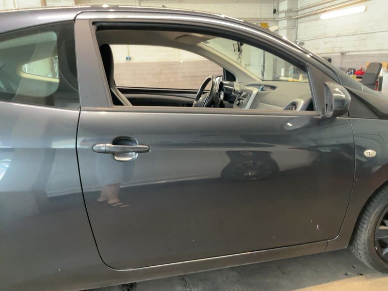 Toyota Aygo 1.0 X-Play 2015 – снимка 10