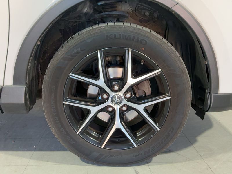 Toyota RAV 4 2.0 D-4D Design 2016 – снимка 11