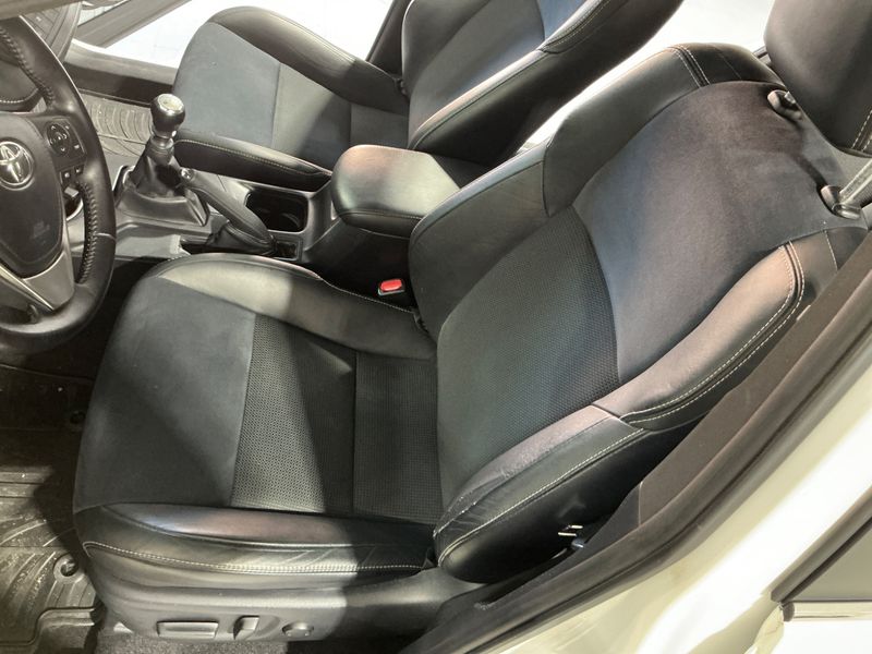 Toyota RAV 4 2.0 D-4D Design 2016 – снимка 23
