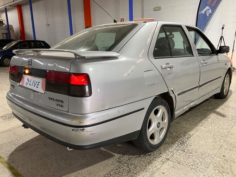 Seat Toledo 1.9 TDI Signo 1999 – снимка 2