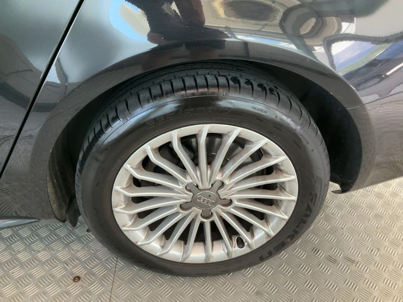 Audi A4 2.0 TDI quattro Daylight 2014 – снимка 5