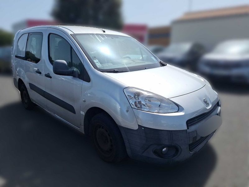 Peugeot Partner 1.6 HDi L2 Doppelkabine 2014 – снимка 6