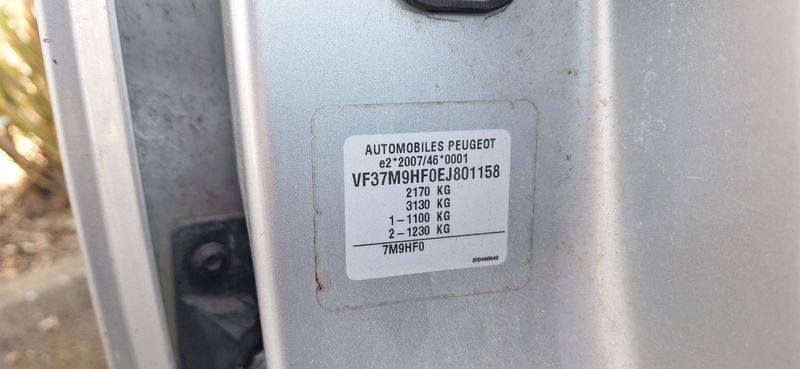 Peugeot Partner 1.6 HDi L2 Doppelkabine 2014 – снимка 22