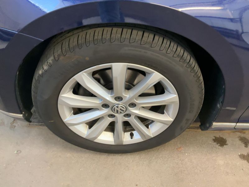 Volkswagen Passat 2.0 TDI Highline BlueMotion Tech 2017 – снимка 3