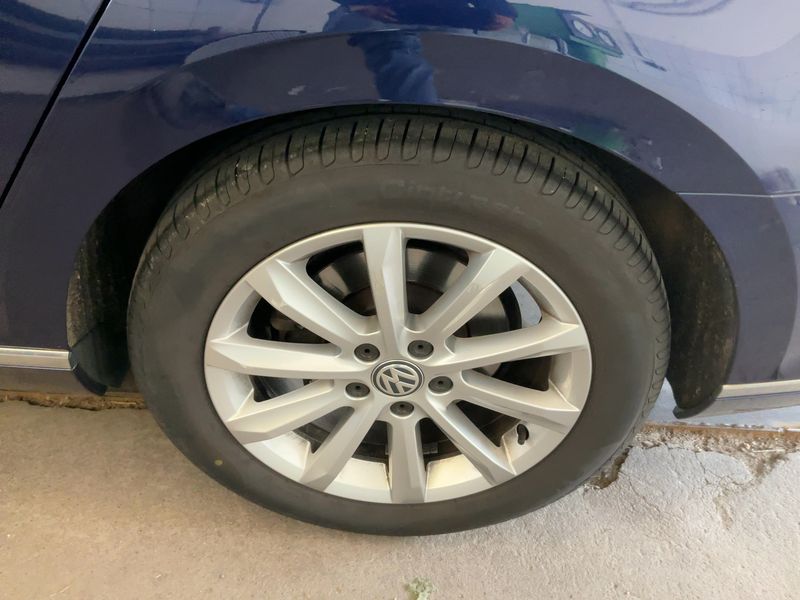 Volkswagen Passat 2.0 TDI Highline BlueMotion Tech 2017 – снимка 5