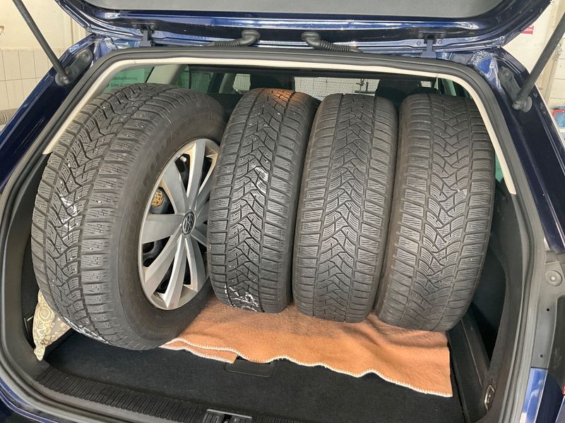 Volkswagen Passat 2.0 TDI Highline BlueMotion Tech 2017 – снимка 15
