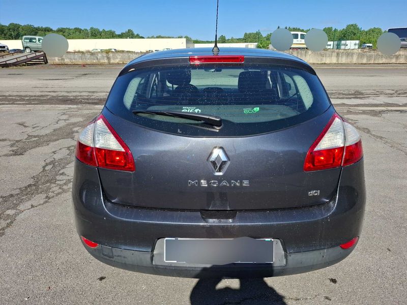 Renault Megane 1.5 dCi Authentique 2010 – снимка 4