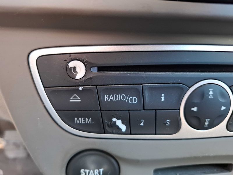 Renault Megane 1.5 dCi Authentique 2010 – снимка 35
